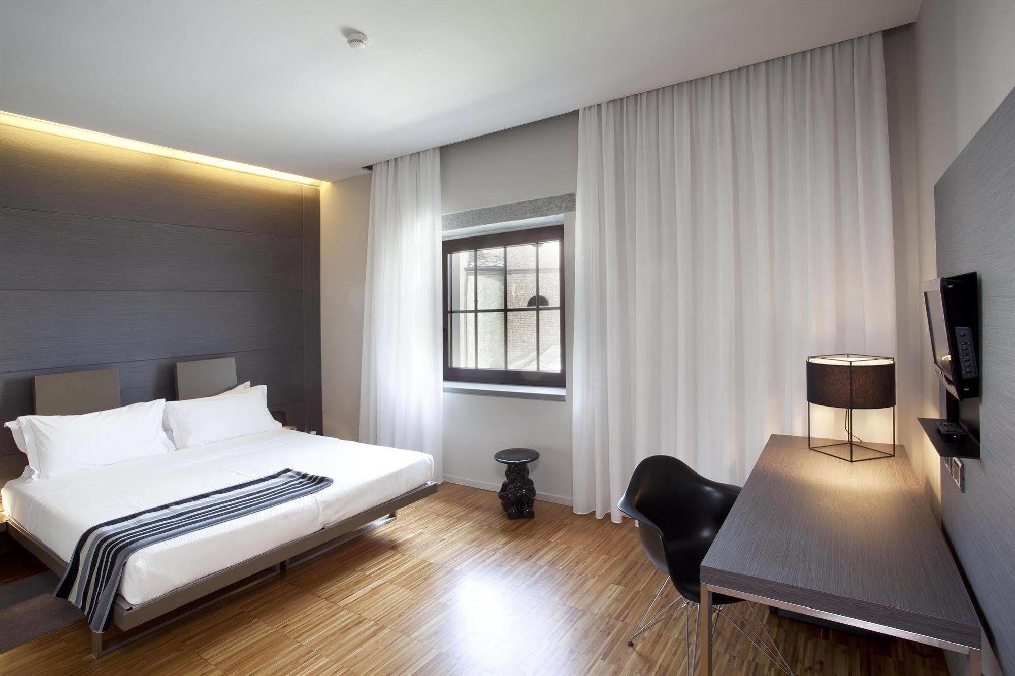 Alter Hotel Barge Bagian luar foto